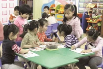 Đừng giữ trẻ ở nhà khi đến tuổi đi học