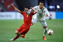 Xem lại pha phạm lỗi của thủ môn tuyển Thái Lan