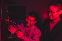 Công nghệ vật liệu điện phân thủy tinh, hiện thực hóa pin natri-lưu huỳnh thể rắn