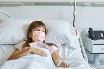 Trẻ em có thể nhiễm virus SARS-CoV-2 và virus hợp bào hô hấp cùng lúc