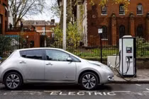 Tiêu thụ xe điện tại châu Âu tháng 7 vừa qua tăng, bất chấp tổng cầu của ngành ô tô EU giảm 24% so với cùng kỳ năm trước.