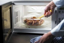 Lò vi sóng lợi hay hại?