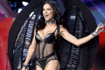 Dàn giám khảo “đình đám” chung kết Miss Universe 2021