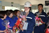 “Nóng” chuyện thưởng Tết cuối năm