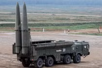 Tên lửa quân đội Syria – Nga phá hủy mạng lưới buôn lậu dầu của người Kurd ở Syria