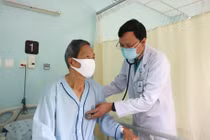 Phối hợp đội nhóm tim mạch trong thay van động mạch chủ 