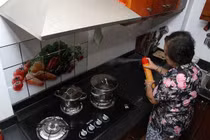 Coi chừng độc hại từ hóa chất nhà bếp