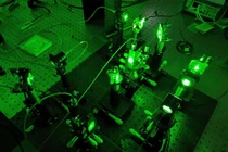 Camera ba chiều nhìn xuyên qua người 