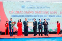 Đại học Thành Đông trao tặng 50 suất học bổng toàn phần cho học sinh có hoàn cảnh khó khăn