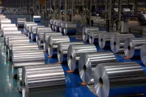 Tiêu thụ thép chậm, sức ép giá nguyên liệu thép tăng