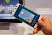 Hà Nội chỉ đạo thu học phí không dùng tiền mặt 