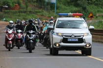 CSGT dẫn đường cho hàng nghìn người từ miền Nam về Tây Nguyên