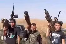 Su-22 của Syria bị tấn công bằng tên lửa vác vai, phi công hạ cánh an toàn