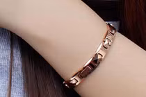 Nguy cơ từ các vật dụng tăng cường sức khỏe