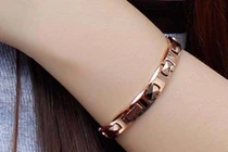 Nguy cơ từ các vật dụng tăng cường sức khỏe