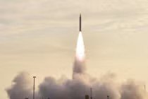 Nghi vấn Trung Quốc phát triển kho dự trữ đầu đạn hạt nhân đối phó Mỹ