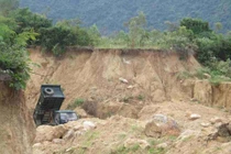 Bình Định: Khai thác đất rầm rộ tại Cụm công nghiệp Tà Súc