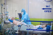 Bệnh nhân 91 suy giảm miễn dịch, chức năng thận chưa hồi phục