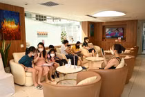 Khám tư vấn miễn phí niềng răng trong suốt cho người lớn và niềng răng trẻ em tuổi thay răng