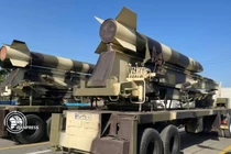 Quân đội Iran duyệt binh, giới thiệu tên lửa phòng không mới