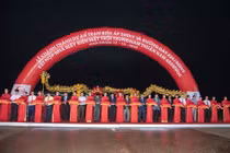 Ninh Thuận: Khánh thành dự án điện mặt trời lớn nhất Đông Nam Á