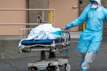 Ngày chết chóc nhất ở Mỹ vì Covid-19, hơn 1.000 người chết trong 24h