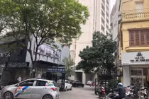 Hà Nội: Nữ giúp việc rơi từ tầng 11 chung cư