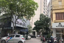 Hà Nội: Nữ giúp việc rơi từ tầng 11 chung cư