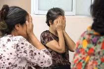 Năng lượng bàn tay phục hồi sức khỏe mắt