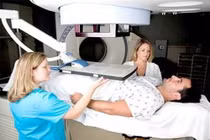  Điều trị đích và liệu pháp miễn dịch trong điều trị ung thư dạ dày