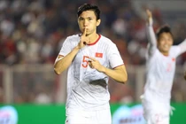 Bầu Hiển kể chuyện đi “xem giò” Đoàn Văn Hậu gần 10 năm trước