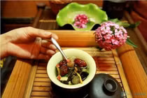 Trà củ quả chữa bệnh mùa nắng