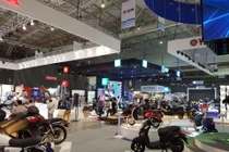 Thấm đòn Covid-19, thị trường xe máy giảm hơn 30% doanh số