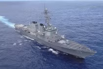 Trung Quốc tức giận, Mỹ lại đưa khu trục hạm tên lửa qua eo biển Đài Loan