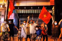 Đà Nẵng: Xúc động thời khắc dỡ lệnh phong tỏa BV Chỉnh hình và phục hồi chức năng