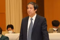 Đại biểu chất vấn Bộ trưởng về việc cho trẻ đến trường