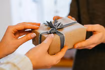 Công chức không nhận quà kể từ 15/8