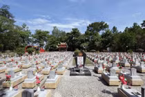 Một góc Nghĩa trang Liệt sỹ Quốc gia Trường Sơn.