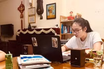 Kiểm tra học kỳ trực tuyến: Ý thức của học trò là quan trọng nhất