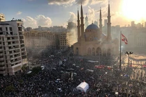 Li Băng: "Biển" người giận dữ biểu tình, chiếm hàng loạt trụ sở các bộ