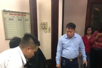 Hà Nội: Khởi tố 5 bị can vụ buôn lậu gần 4.000 cây thuốc lá ngoại