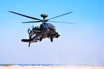 Rafael công bố video trực thăng AH-64E Apache phóng thử nghiệm tên lửa SPIKE 