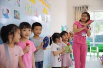 Bỏ phụ cấp thâm niên, giáo viên lo giảm thu nhập