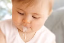 Trẻ nôn do hoảng sợ 