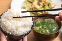 Ăn cơm… giảm béo