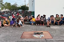 An Giang: 20 đối tượng tham gia sới bạc bị bắt giữ.