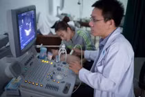 Siêu âm tim cho trẻ có hại không?