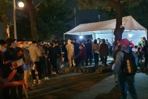 Điều tra nhóm đối tượng làm giả giấy test Covid tại sân Mỹ Đình