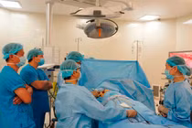 Nội soi lồng ngực điều trị bệnh nhược cơ