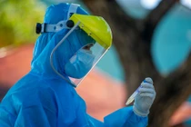 2 mẹ con ở Hà Nội mắc Covid-19 sau khi về thăm nhà ở Vĩnh Phúc